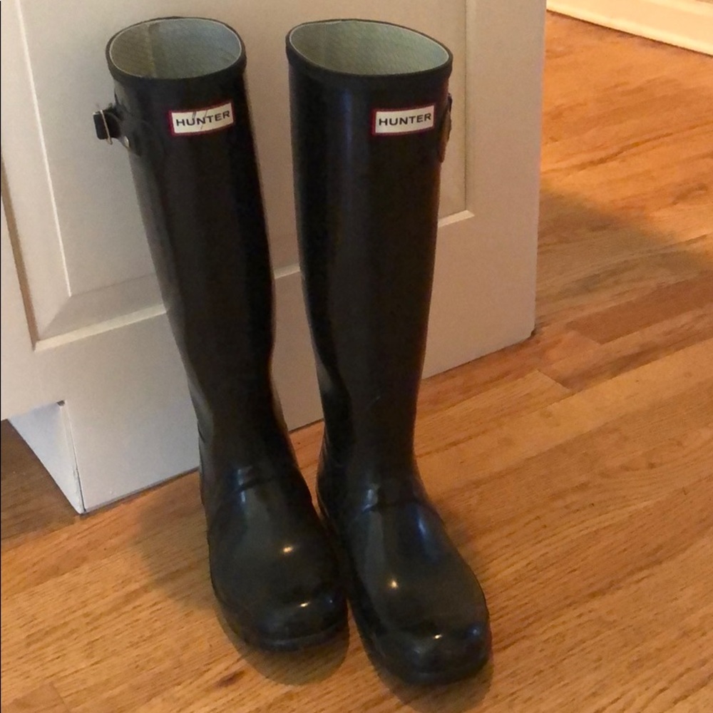 Women’s talk Hunter boots